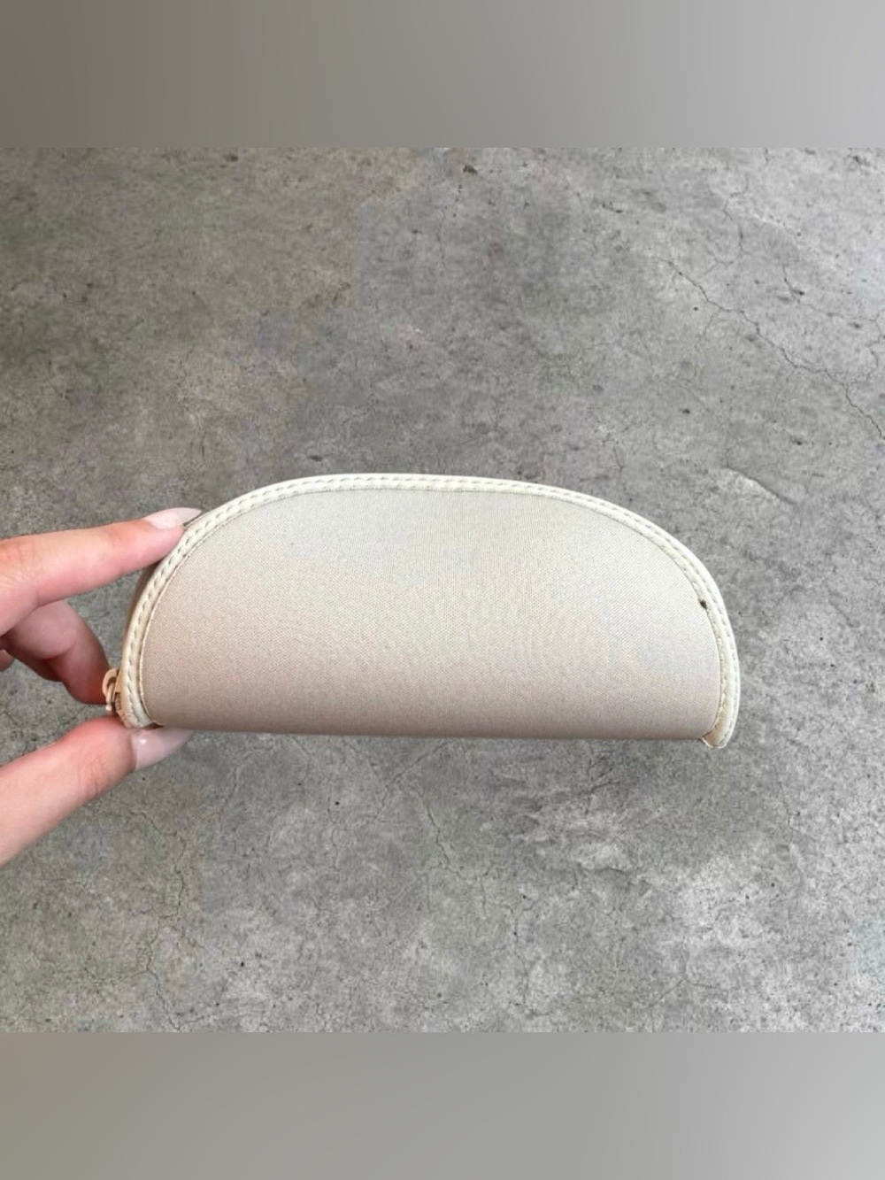 Emporio Armani Sunglasses Case - Picture 4 of 8